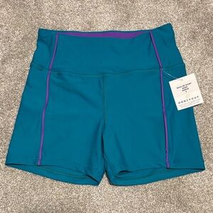 Honeycut Rock Me Short in Marine